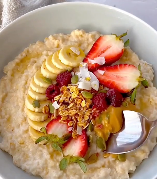 Creamy Dreamy Vanilla Protein Oats